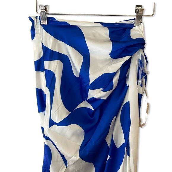 NWT SNDYS Kai Skirt Blue Swirl print sarong style high slit resort Revolve M - Picture 7 of 12